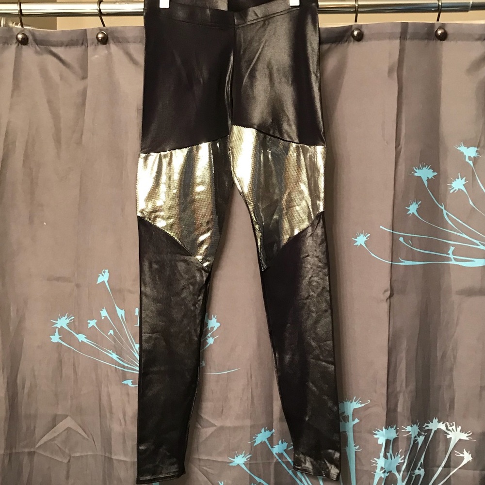 Black and silver leggings from BlackMilk clothing